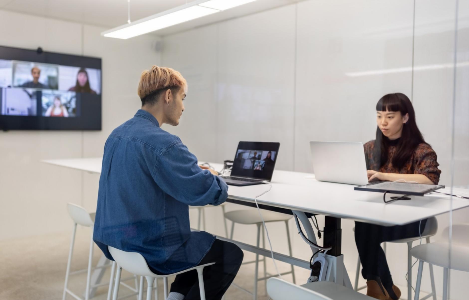Interaktivní webináře o financích
